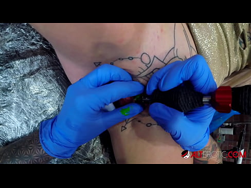 ❤️ Itin tatuiruota karšta Sully Savage gavo tatuiruotę ant savo klitorio ️ Rusų porno prie porno lt.dienlanhbk.top ❌️